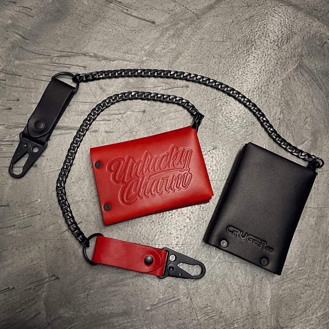 Leather Bifold Chain Wallet